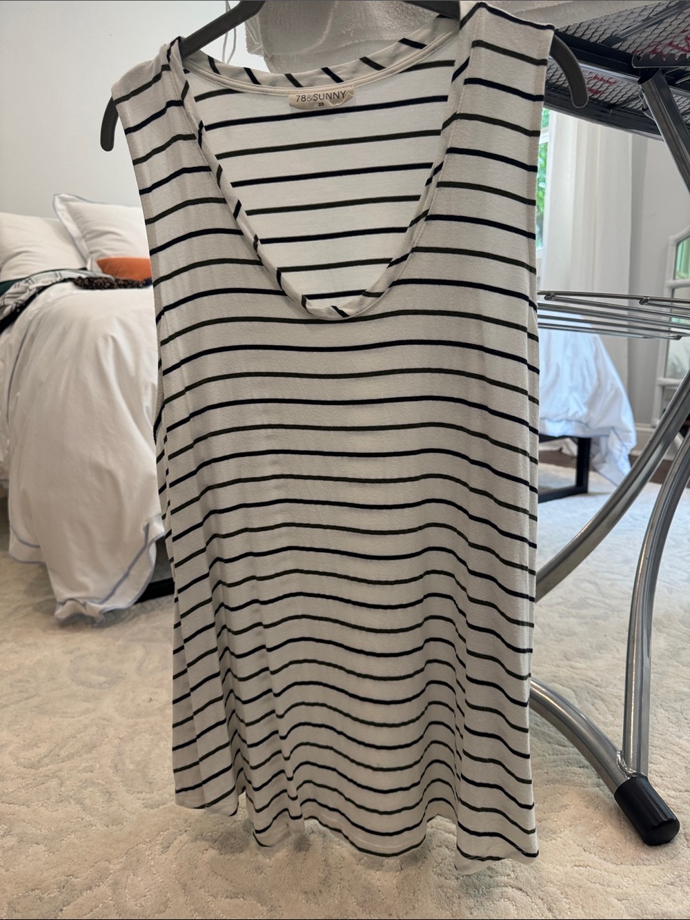 78&Sunny Women's White and Black Striped Scoop Neck Tank